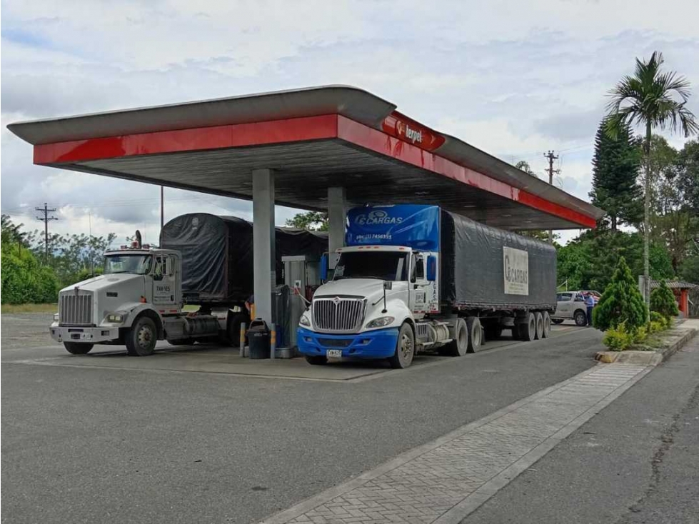 SE VENDE ISLA DE GASOLINA EN LA TEBAIDA, QUINDIO. 10403321 T.P - 2