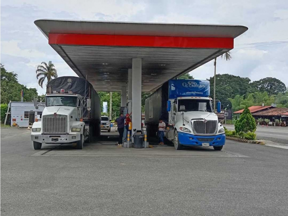 SE VENDE ISLA DE GASOLINA EN LA TEBAIDA, QUINDIO. 10403321 T.P - 3