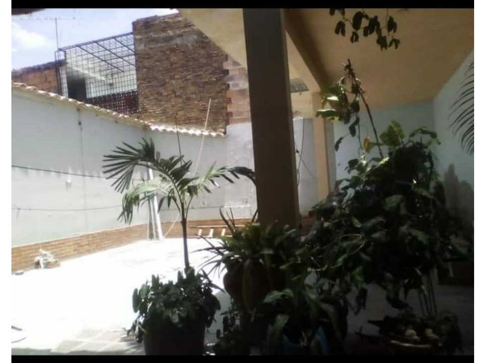 SE VENDE CASA EN EL BARRIO CONTENTO CÚCUTA - 2