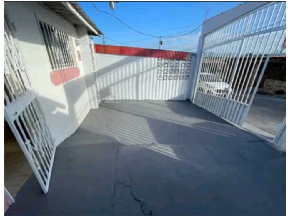 Se vende linda casa en la Urb Don Bosco