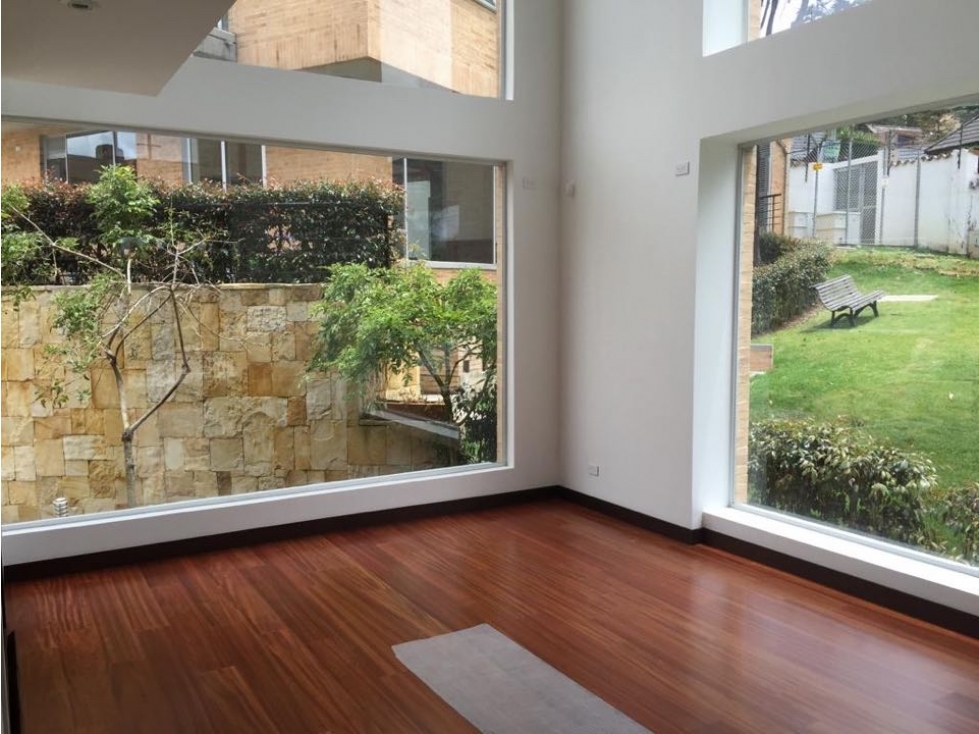 SE VENDE LINDA CASA EN SOTILEZA. DE TRES NIVELES. P — foto 3