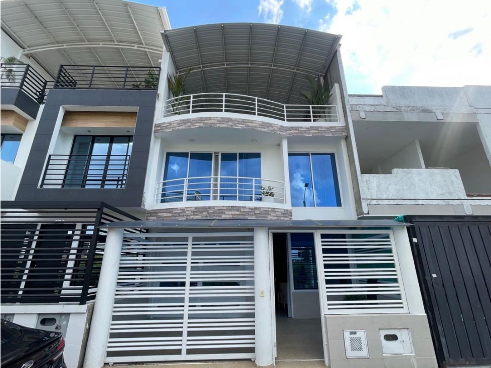 SE VENDE CASA EN VILLAMAGNA CIUDAD 2000 CALI