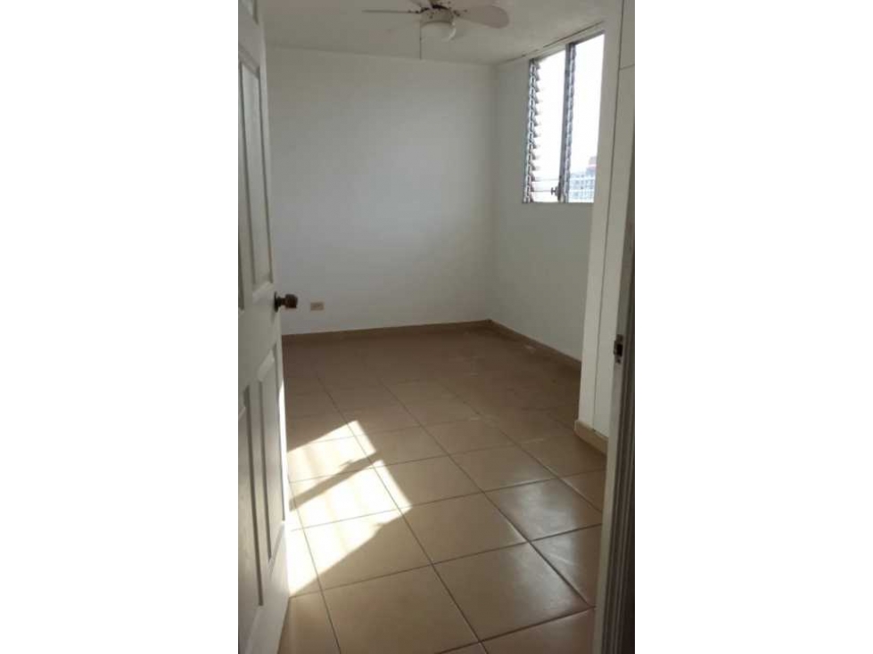 Se vende lindo apartamento en la 12 de Octubre 2 recámaras con balcón — foto 5
