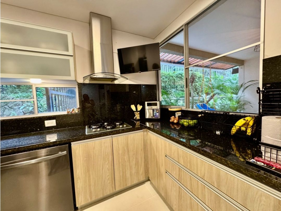 Se vende lindo apartamento en Santa Mónica — foto 5