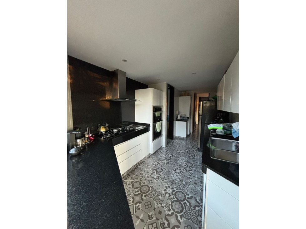 SE VENDE LINDO APARTAMENTO EN LOS LAGARTOS. P — foto 5