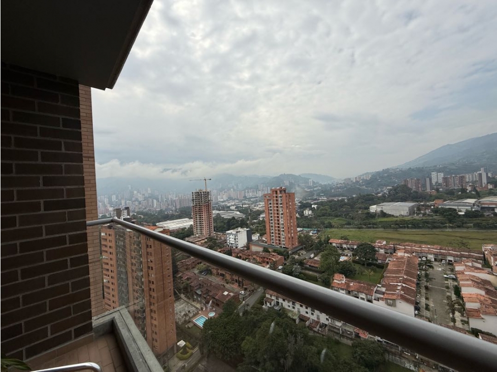 Se vende lindo apartamento en Suramérica 70 mt2 — foto 2