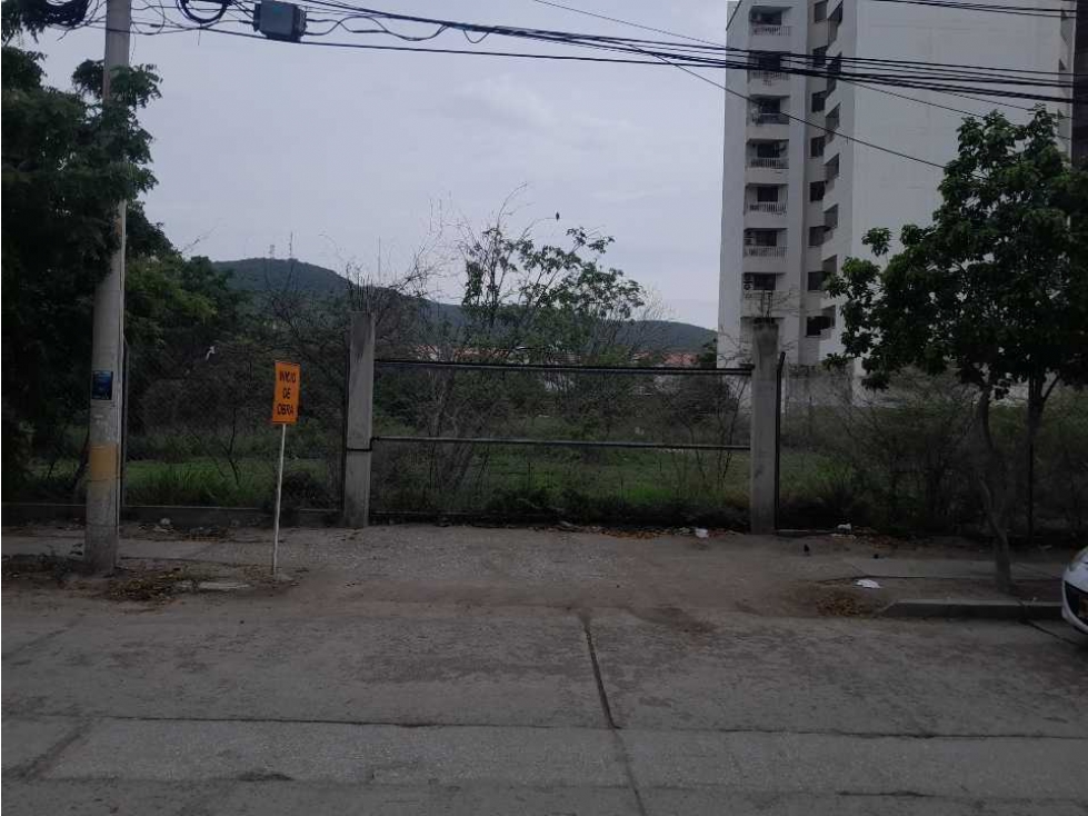 Se vende lindo lote de 2400m2, 45x54, de calle a calle, playa salguero — foto 3