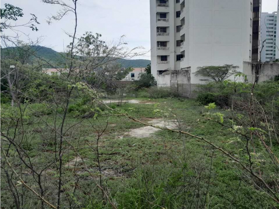 Se vende lindo lote de 2400m2, 45x54, de calle a calle, playa salguero — foto 5