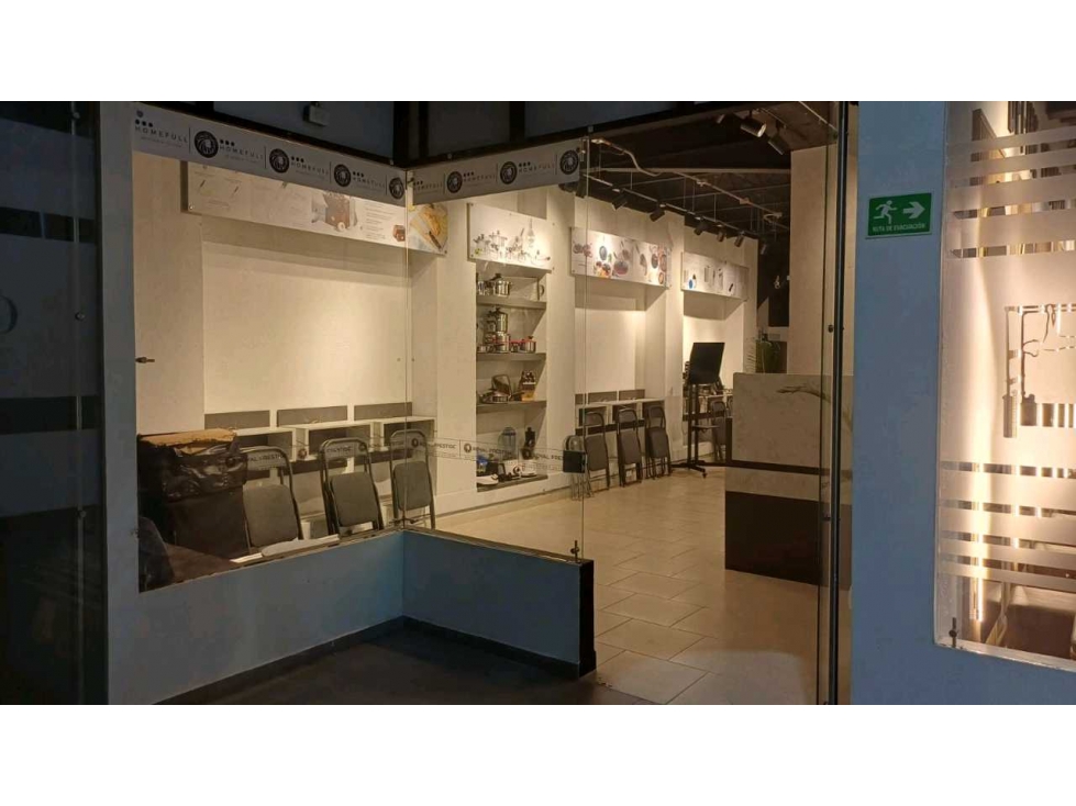 Se vende local Av centenario Armenia Quindio — foto 5