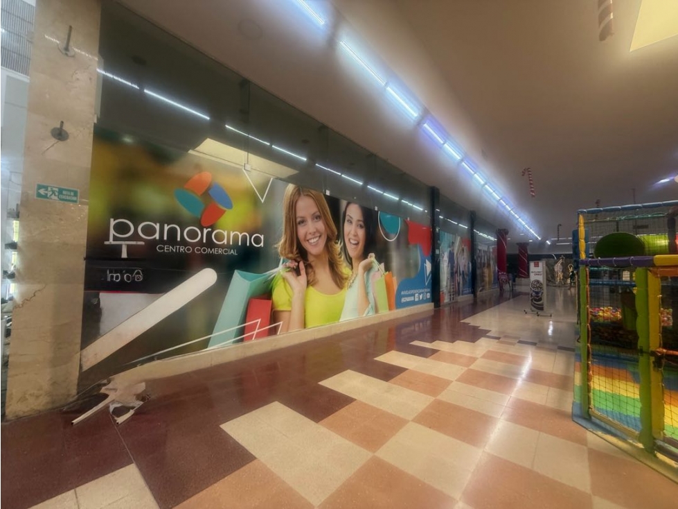 Se vende local Centro Comercial Panorama, Barranquilla.