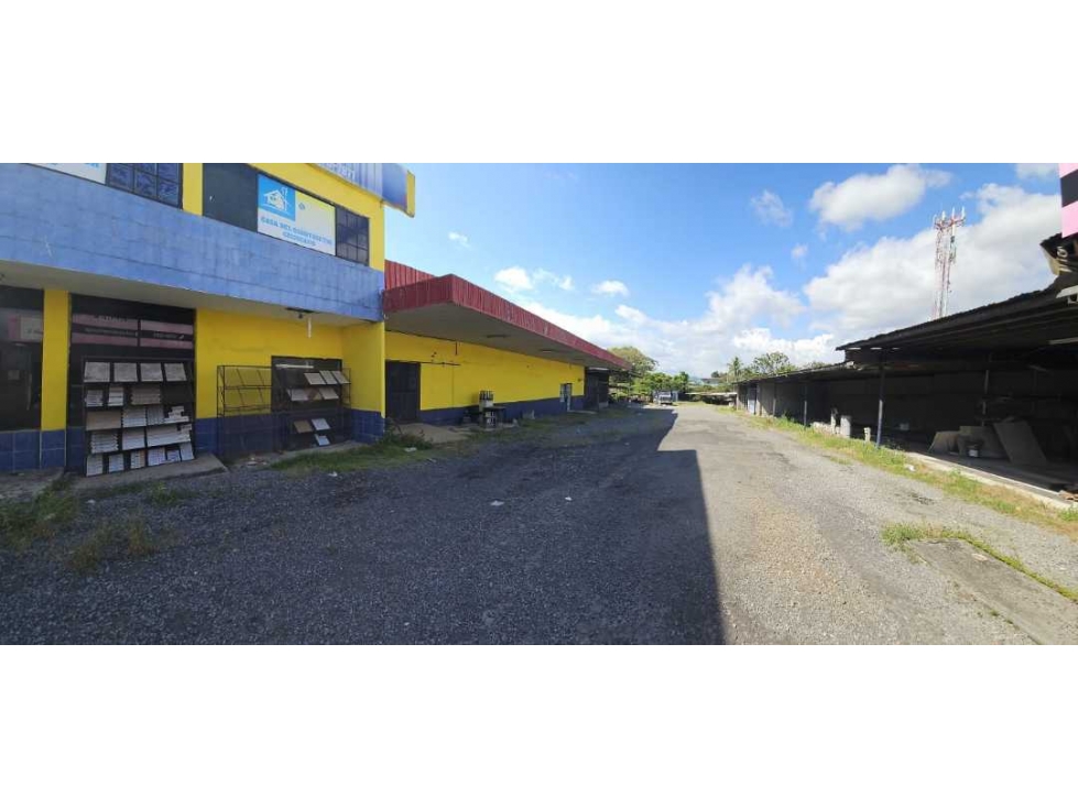 SE VENDE LOCAL COMERCIAL A AHORILLA DE PANAMERICANA - 6