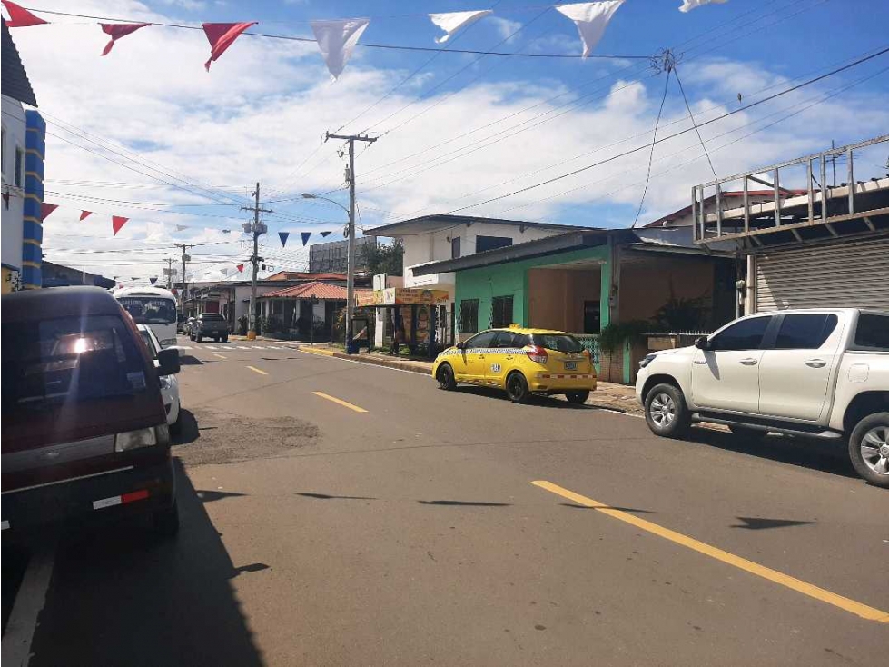 SE VENDE LOCAL COMERCIAL CERCA A CENTRAL DE CHITRE - 5