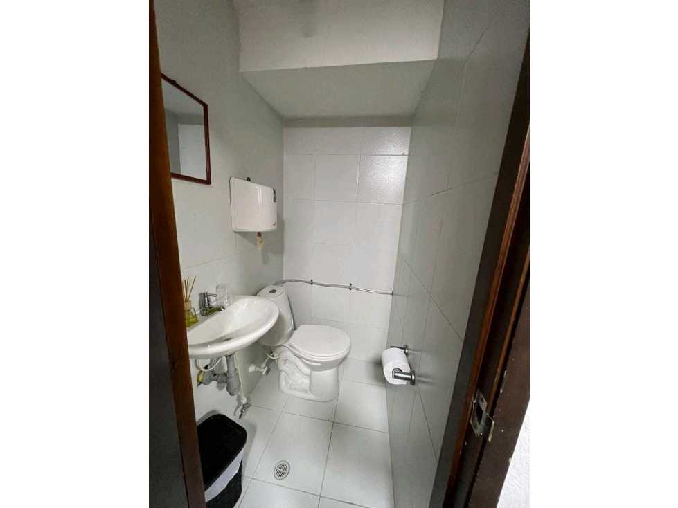 Se vende local comercial. Loca # 19 - 5