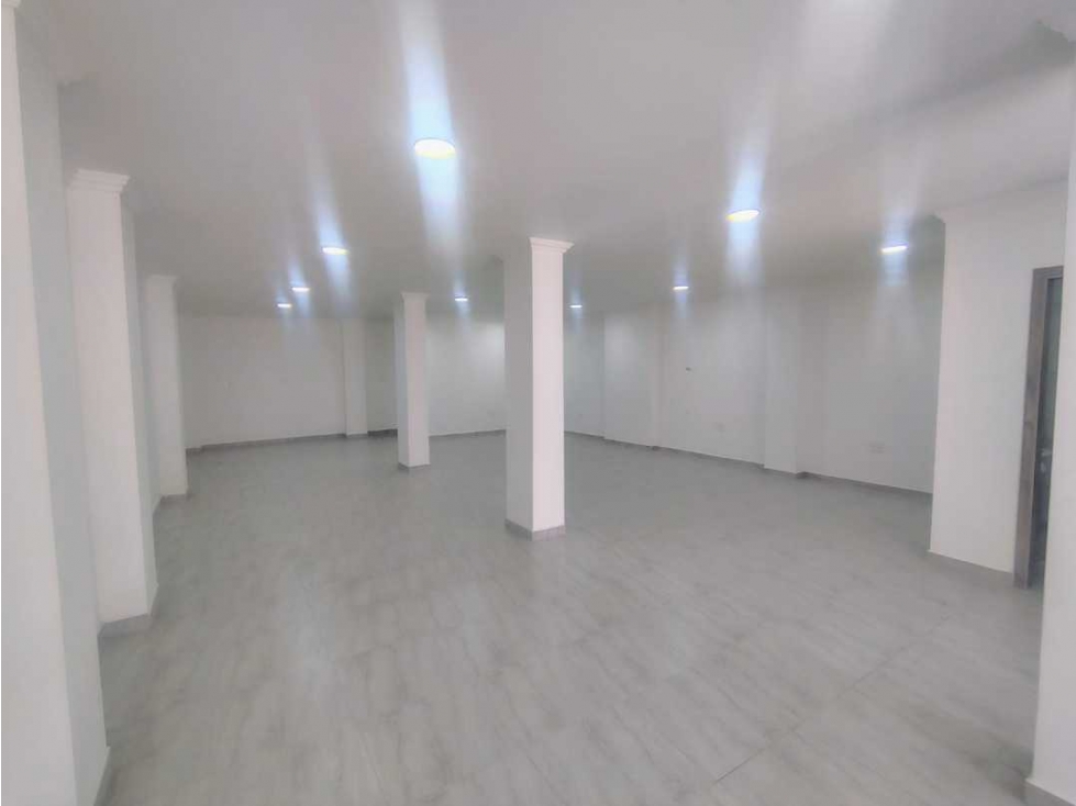 Se vende Local Comercial en Cabañas Bello — foto 2