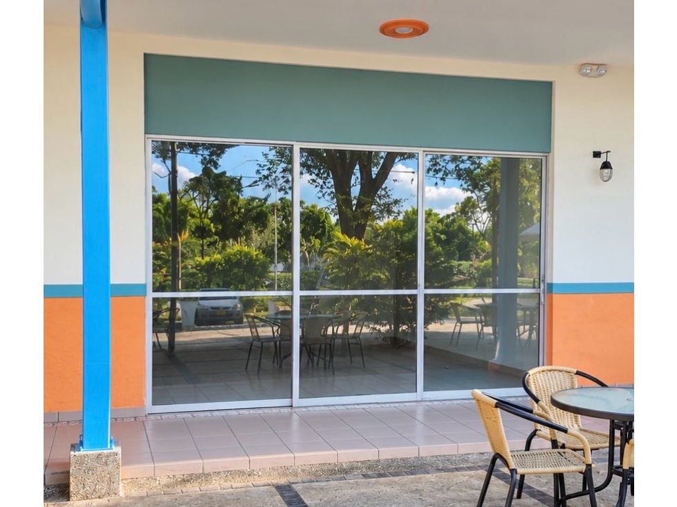 SE VENDE LOCAL COMERCIAL EN EL CAIMO — foto 2