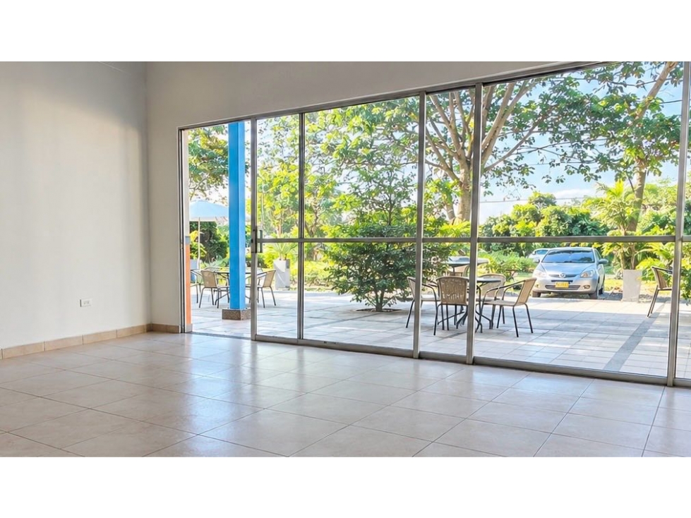 SE VENDE LOCAL COMERCIAL EN EL CAIMO — foto 3