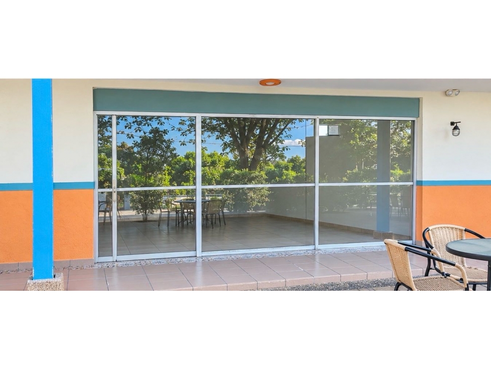 SE VENDE LOCAL COMERCIAL EN EL CAIMO — foto 4