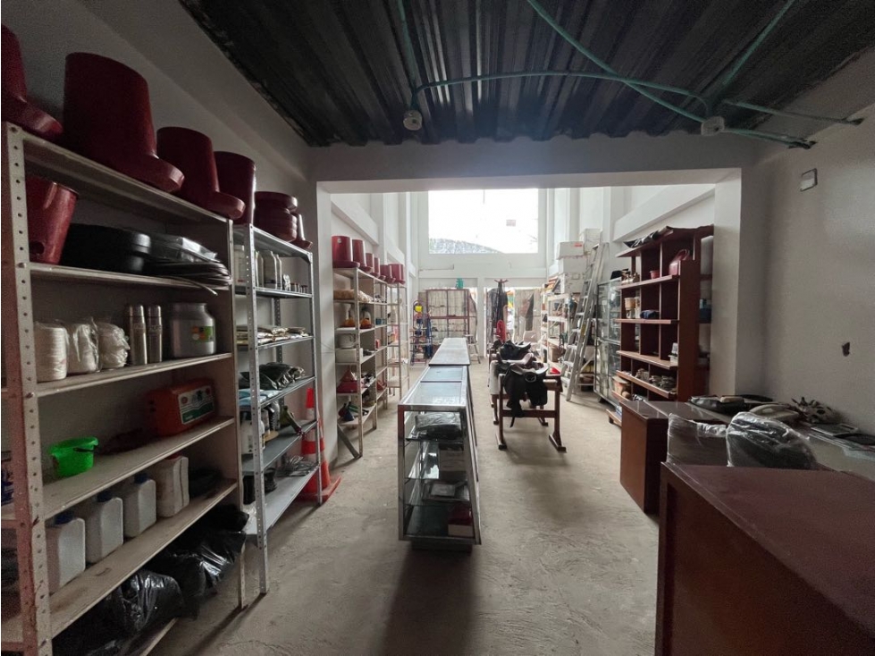 SE VENDE O SE ARRIENDA CON OPCIÓN DE COMPRA LOCAL COMERCIAL- YOPAL - 2
