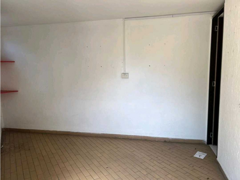 Se vende local comercial. Local # 31 - 2