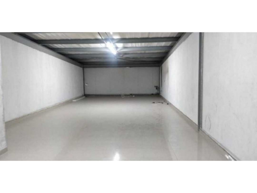 Se Vende Local con punto estratégico con alto flujo en las Acacias - 5