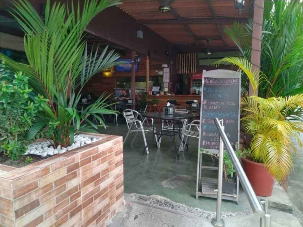 Se Vende Negocio de Restaurante con su Mobiliario en Marbella - 4