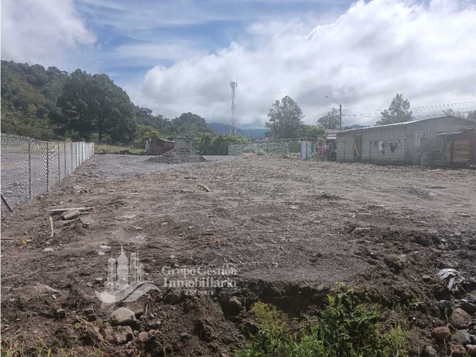 SE VENDE LOTE 1000, $45.000 Volcán