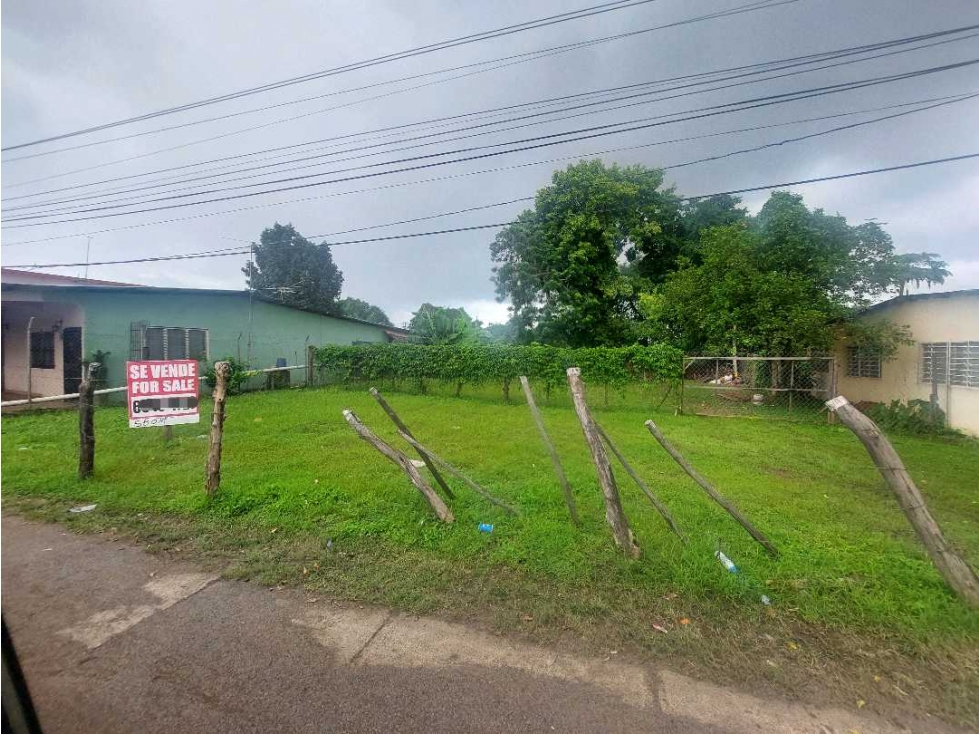 Se vende lote 580 m² sobre vía principal La Villa de Los Santos. - 2