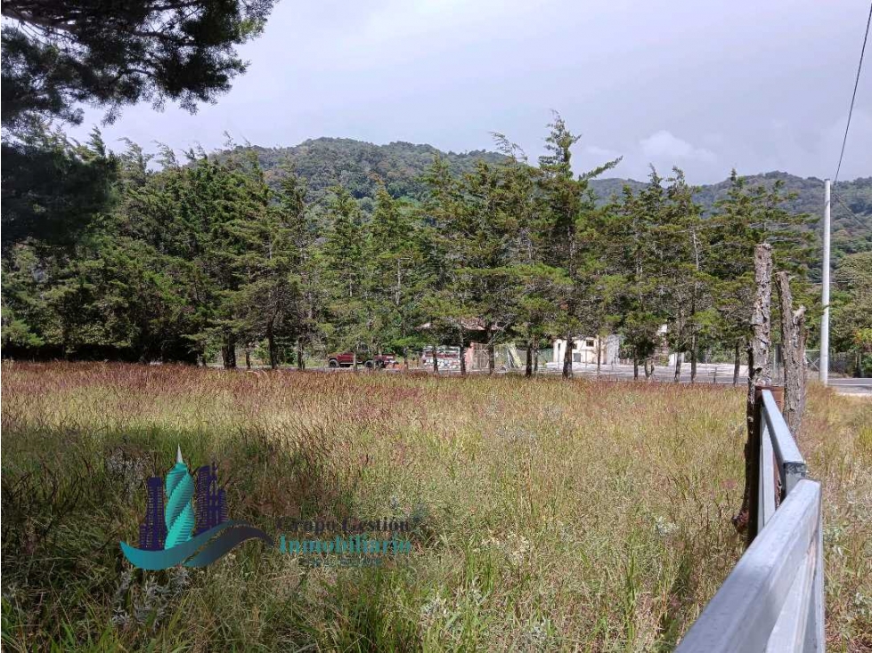 SE VENDE LOTE 900M2