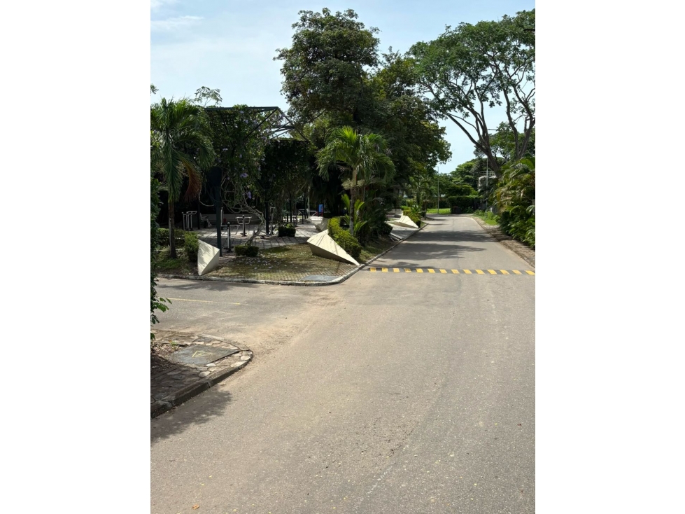 SE VENDE LOTE CAMPESTRE CONDOMINIO HUMEDAL DEL MERECURE, YOPAL — foto 3