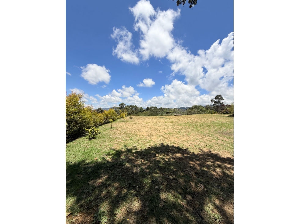 Se vende lote campestre de 1.400 m2 en Altogrande, El Carmen — foto 2