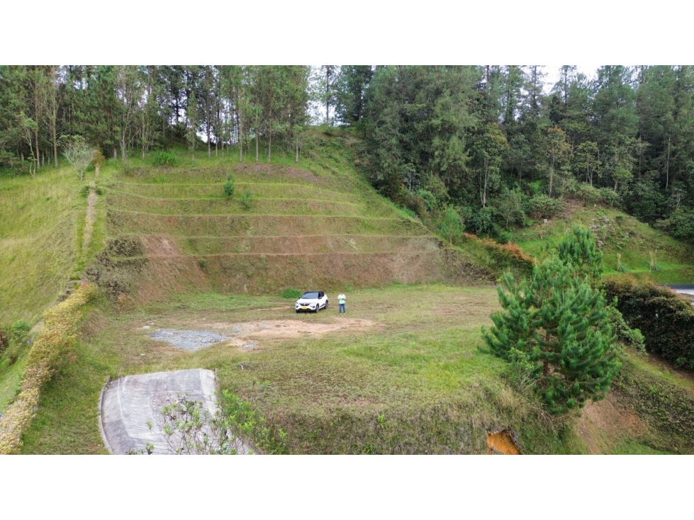 SE VENDE LOTE CAMPESTRE EN EL RETIRO VIA HACIA LA CEJA EN PARCELACION - 2