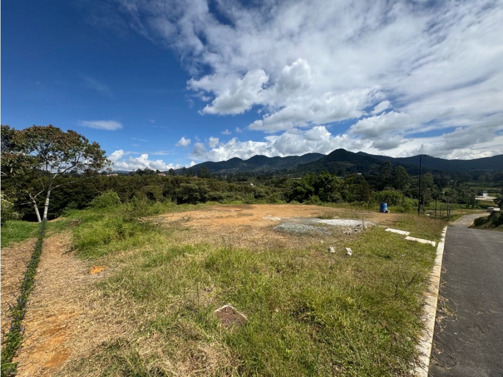 SE VENDE LOTE CAMPESTRE EN LA CEJA EN PARCELACIÓN AIRE VERDE
