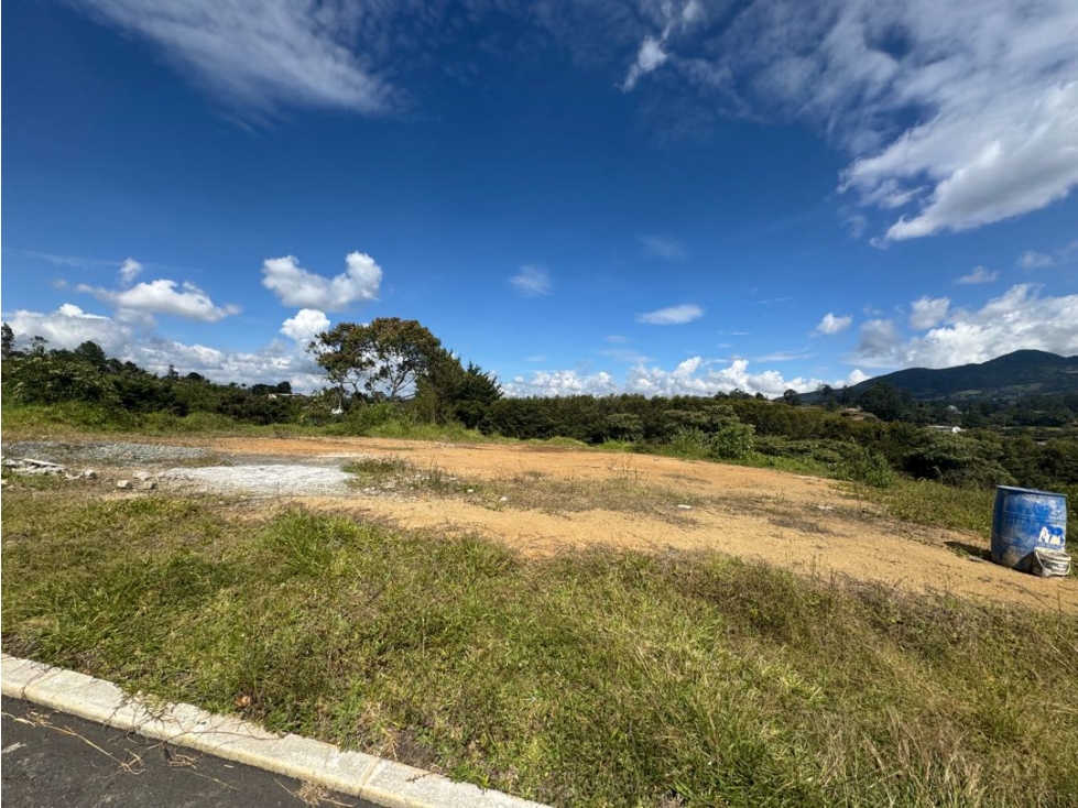 SE VENDE LOTE CAMPESTRE EN LA CEJA EN PARCELACIÓN AIRE VERDE — foto 2