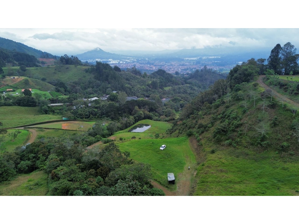SE VENDE LOTE CAMPESTRE EN LA CEJA EXCELENTE VISTA Y PRIVACIDAD (CMP)