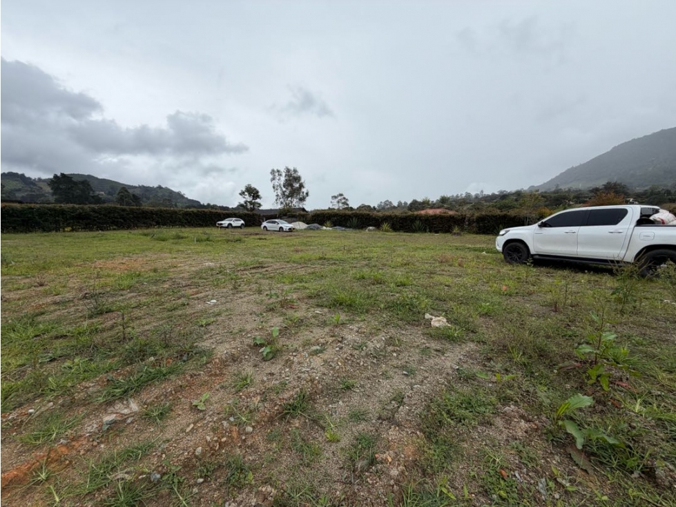 SE VENDE LOTE CAMPESTRE EN LA CEJA SE RECIBE LOTE O VEHÍCULO COMERCI — foto 3