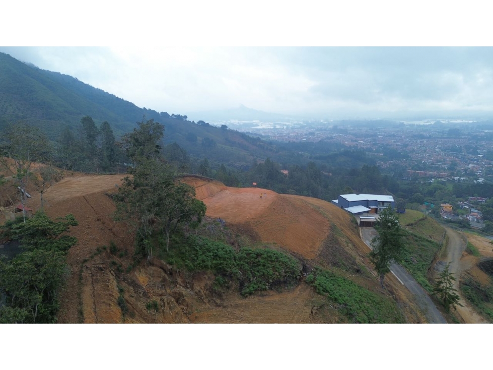 SE VENDE LOTE CAMPESTRE EN LA CEJA SECTOR ALTA VISTA VÍA HACIA EL RETI