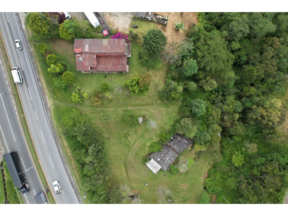 SE VENDE LOTE CON CASA EN GUARNE ANTIOQUIA