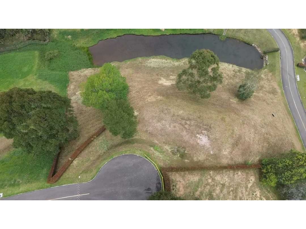 Se Vende lote con Lago en la exclusiva Parcelacion La Selva. — foto 5