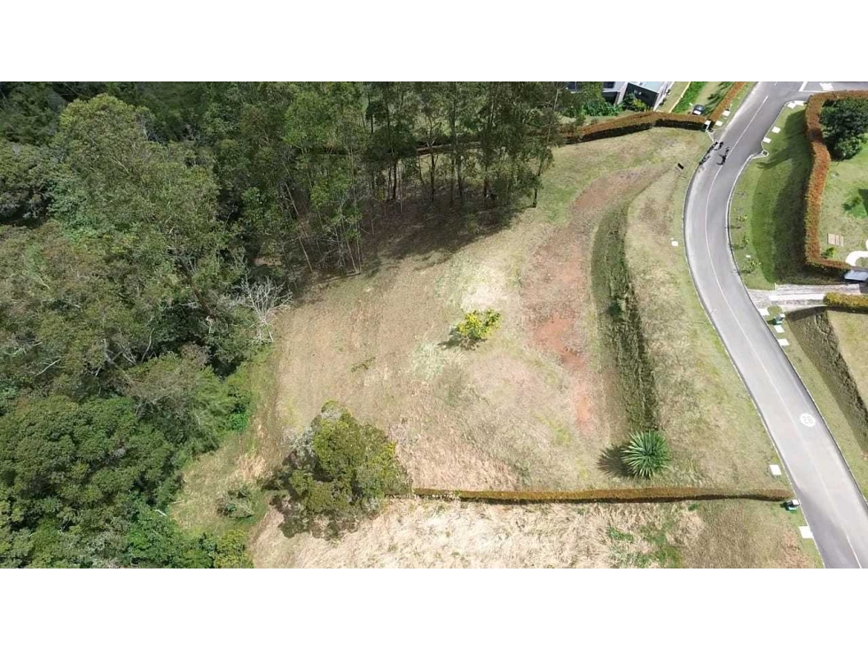 Se Vende lote en la exclusiva Parcelacion La Selva. — foto 2