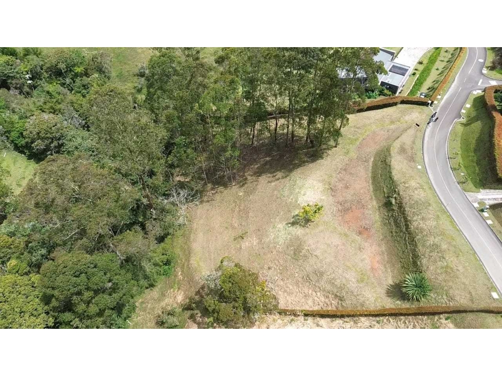 Se Vende lote en la exclusiva Parcelacion La Selva. — foto 3