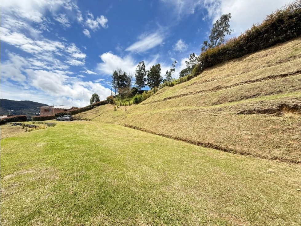 Se vende lote de 1.250 m2 con una vista genial en El Carmen de Viboral — foto 3