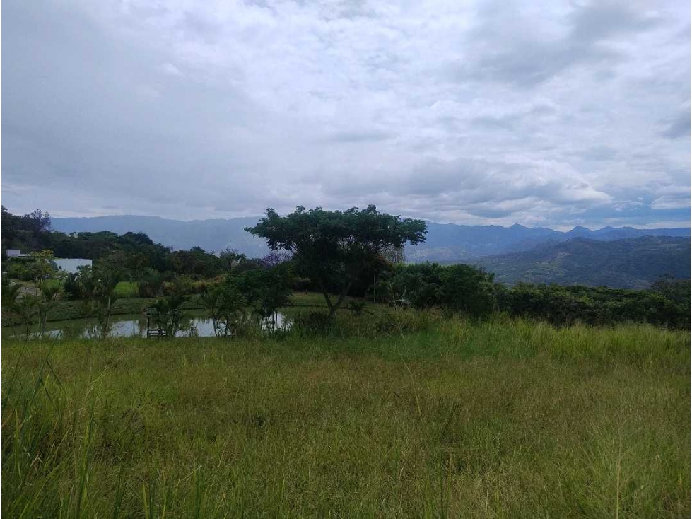 Se Vende Lote Con Vista Panorámica En Conjunto Cerrado De La Mesa. — foto 3