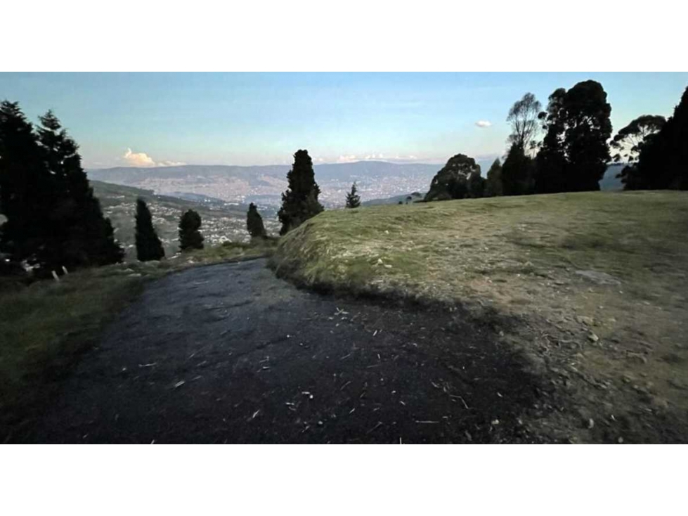Se vende lote de 1667 m2 con hermosa vista en San Cristóbal