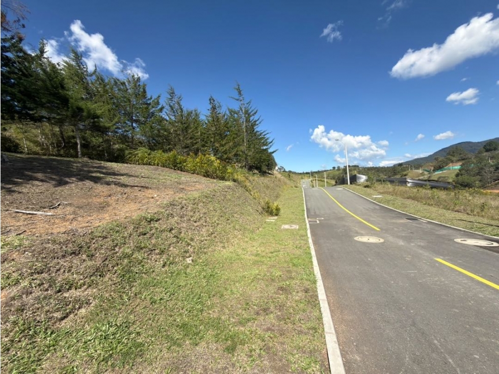 Se vende lote de 1.798 m² en Verde Campiña, vía San Antonio La Ceja — foto 2