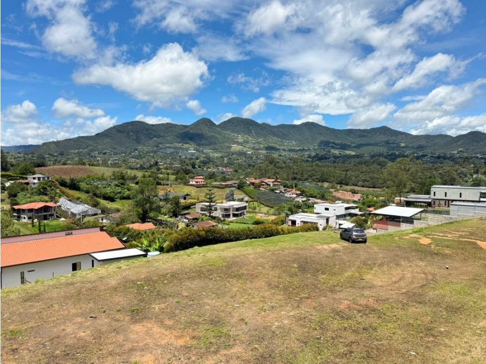 Se vende lote de 3.500 m2 con hermosa vista sector Aguas Claras — foto 4