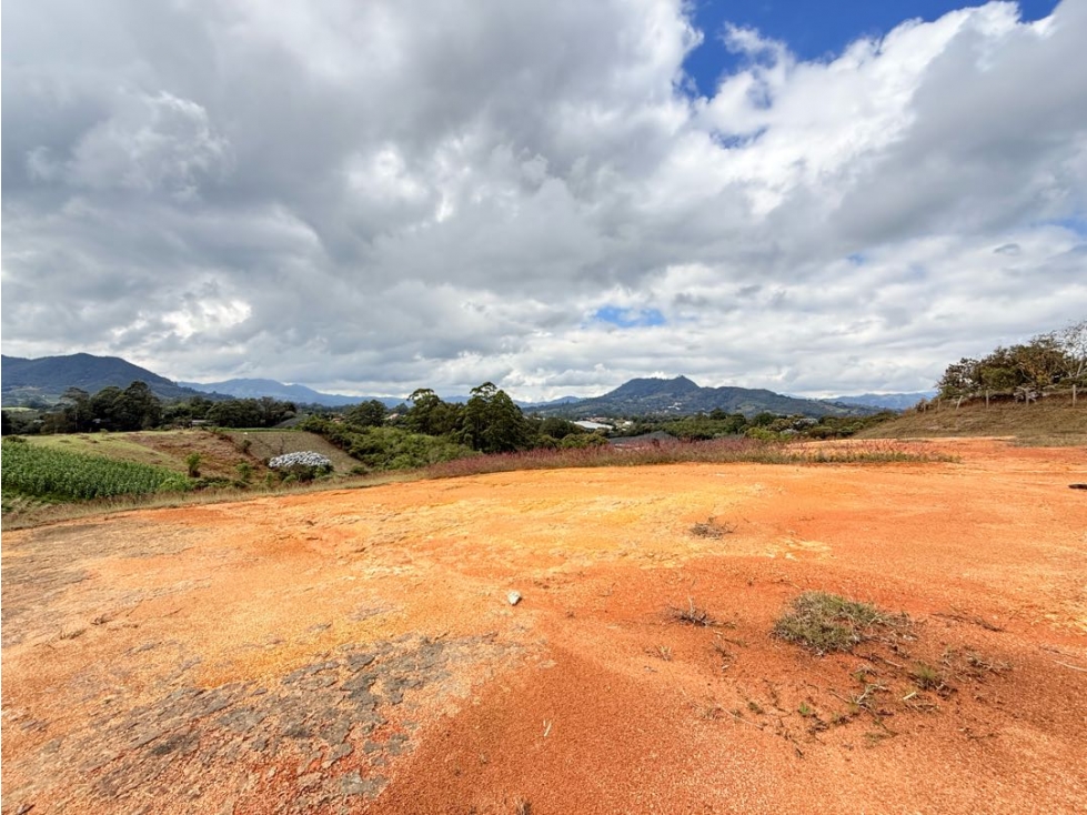 Se vende lote de 4.000 m2 en Aguas Claras, El Carmen de Viboral — foto 3