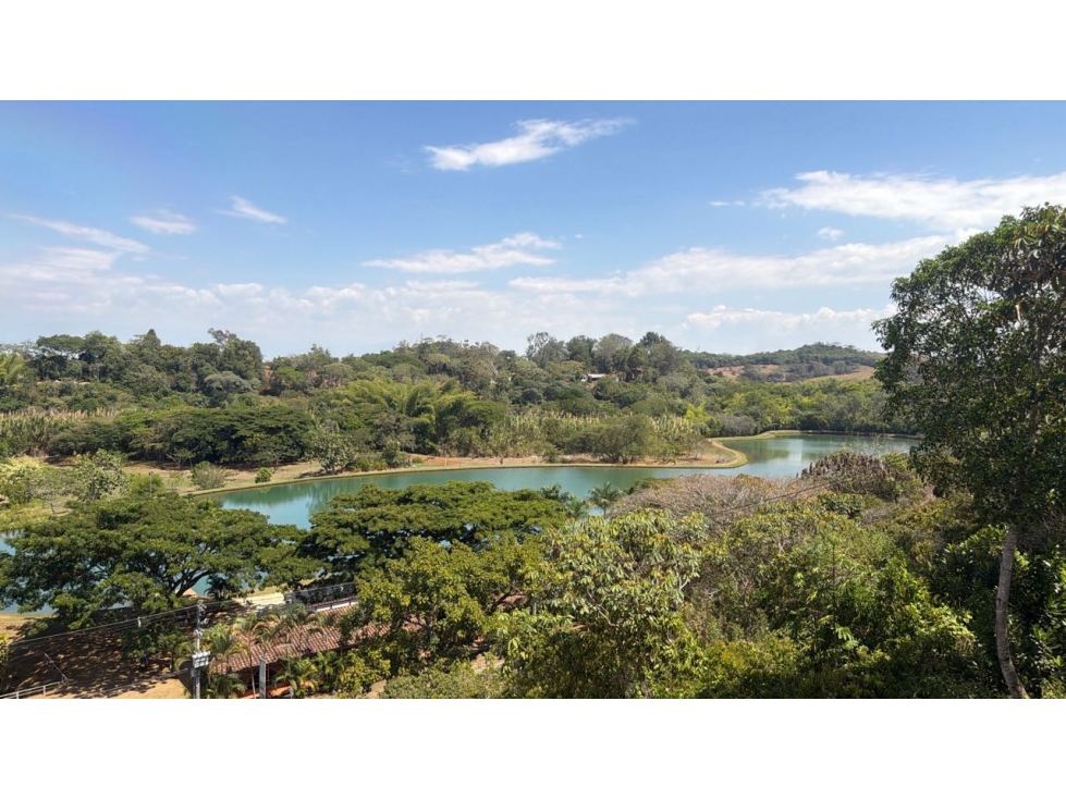 SE VENDE LOTE DE TERRENO DE 7.100 M2 EN CONDOMINIO JAMUNDI - 1