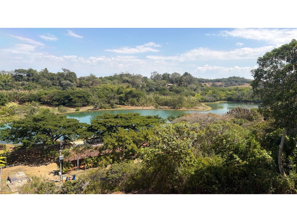 SE VENDE LOTE DE TERRENO DE 7.100 M2 EN CONDOMINIO JAMUNDI - 4