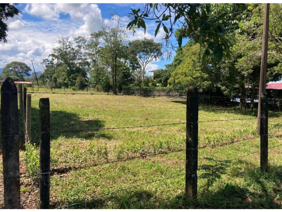 Se vende lote en acacias entrada Orotoy - 1
