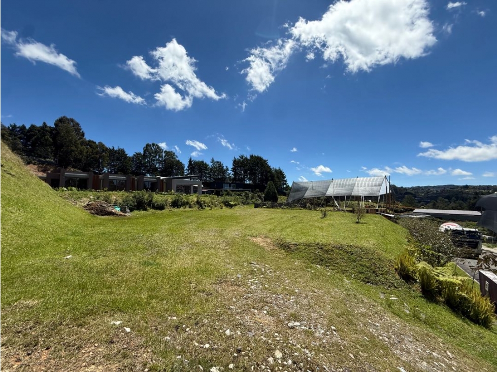 Se vende Lote en Alto de Palmas sector La Esperanza — foto 2